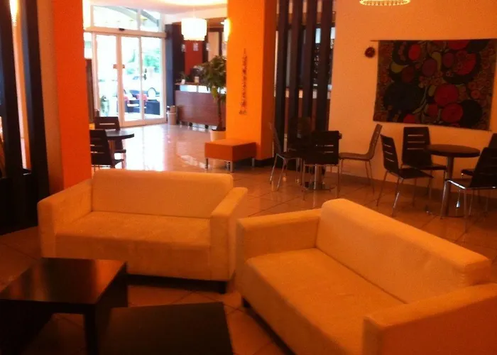 Orly Otel Cesenatico